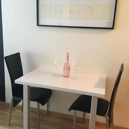 Center Joe Bee * Таллінн