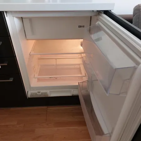 Center Joe Bee Apartment *